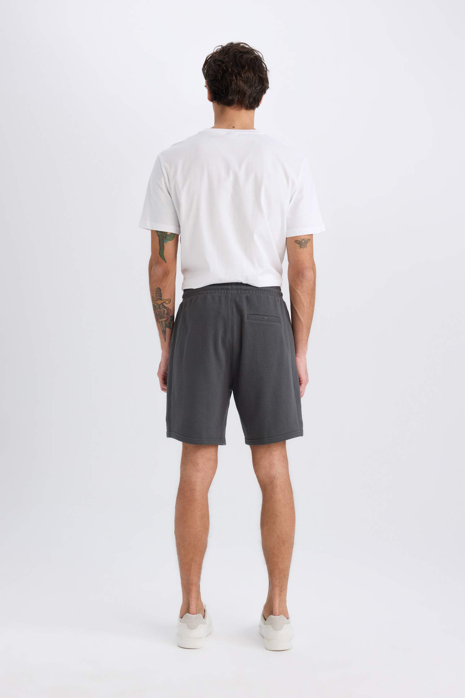 Regular Fit Straight Leg Basic Shorts