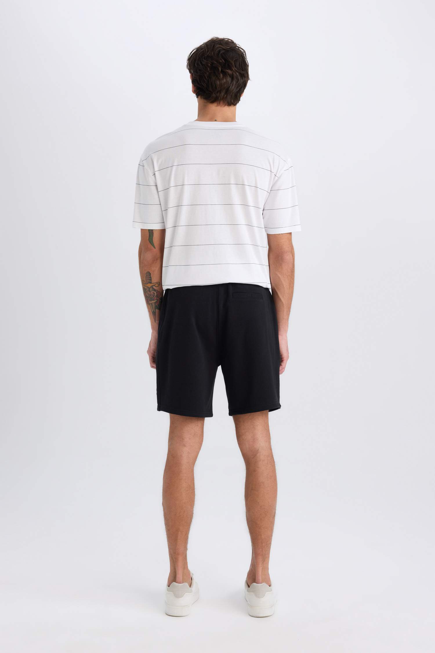 Regular Fit Straight Leg Basic Shorts