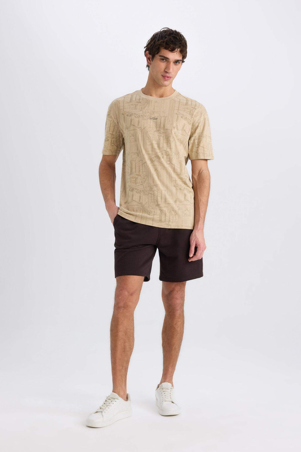 Regular Fit Straight Leg Basic Shorts