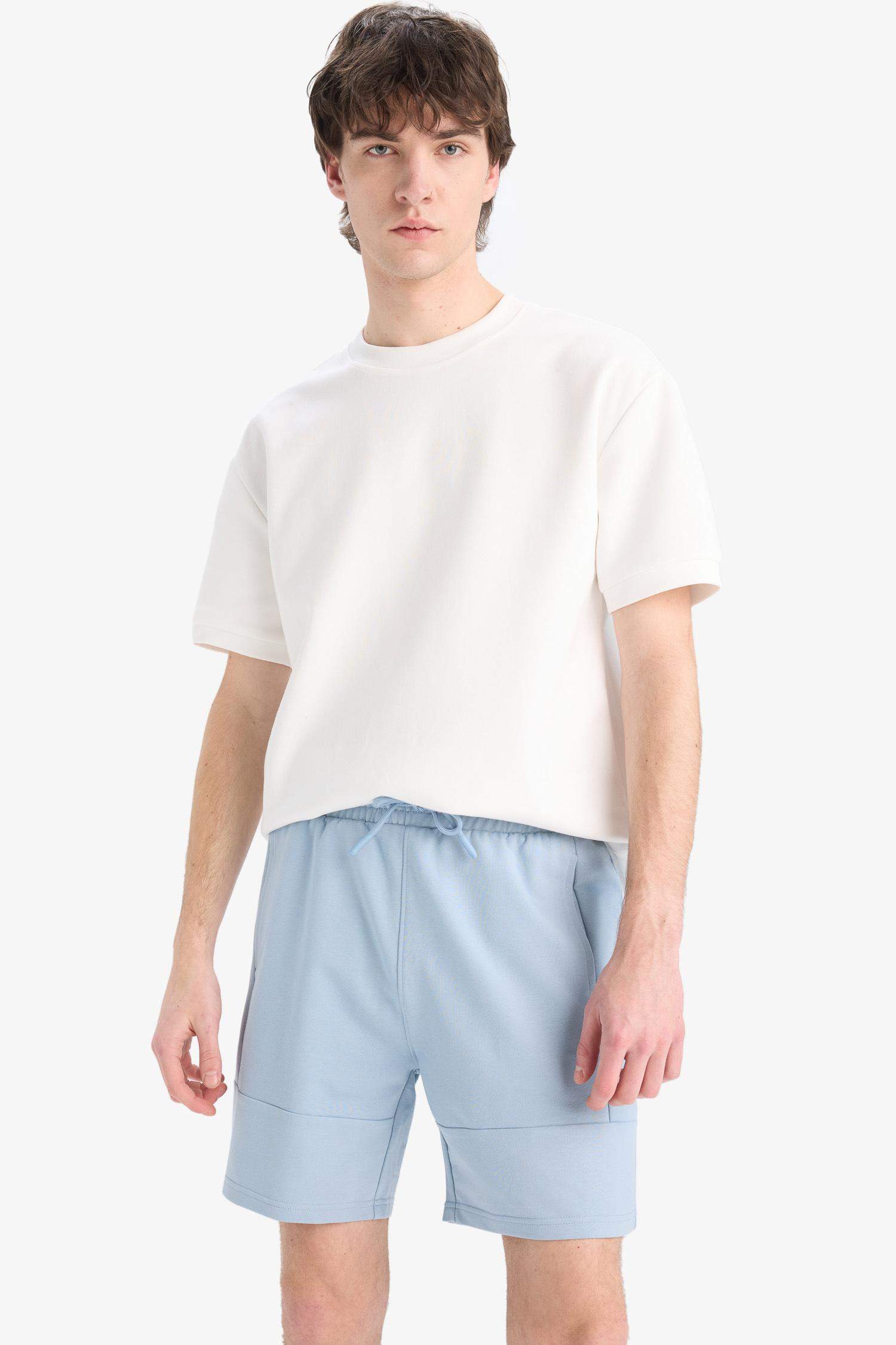 Slim Fit Super Skinny Hem Shorts