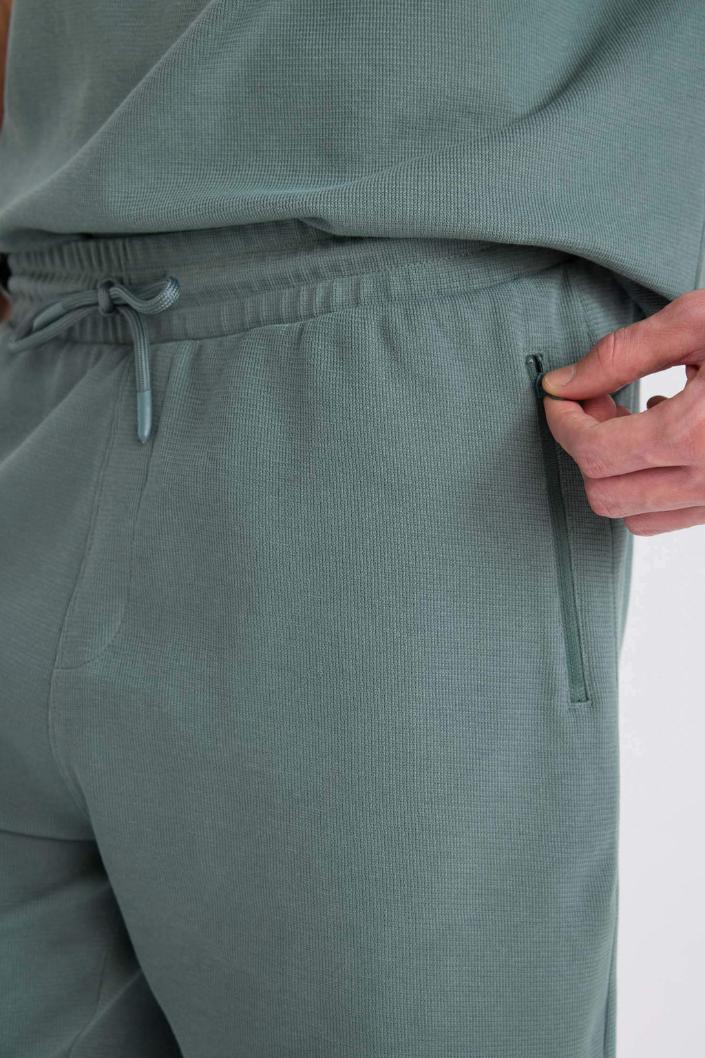 Regular Fit Regular Hem Shorts