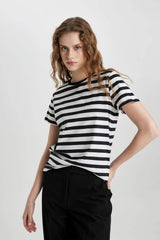 Regular Fit Crew Neck Basic Short Sleeve T-Shirt