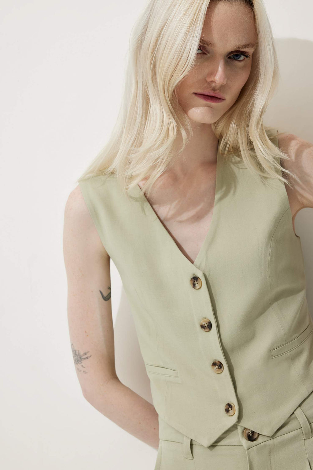 V Neck Linen Blend Vest