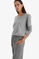 Relax Fit V-Neck Knit Sweater