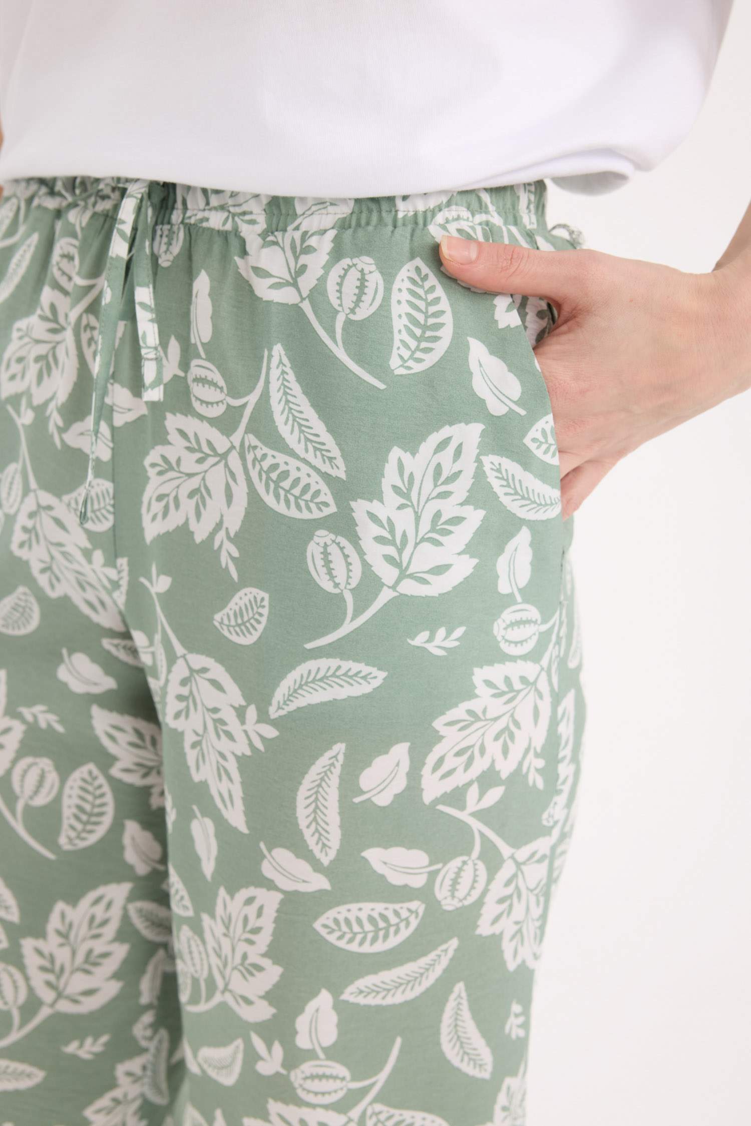 Wide Leg Patterned High Casual Trousers