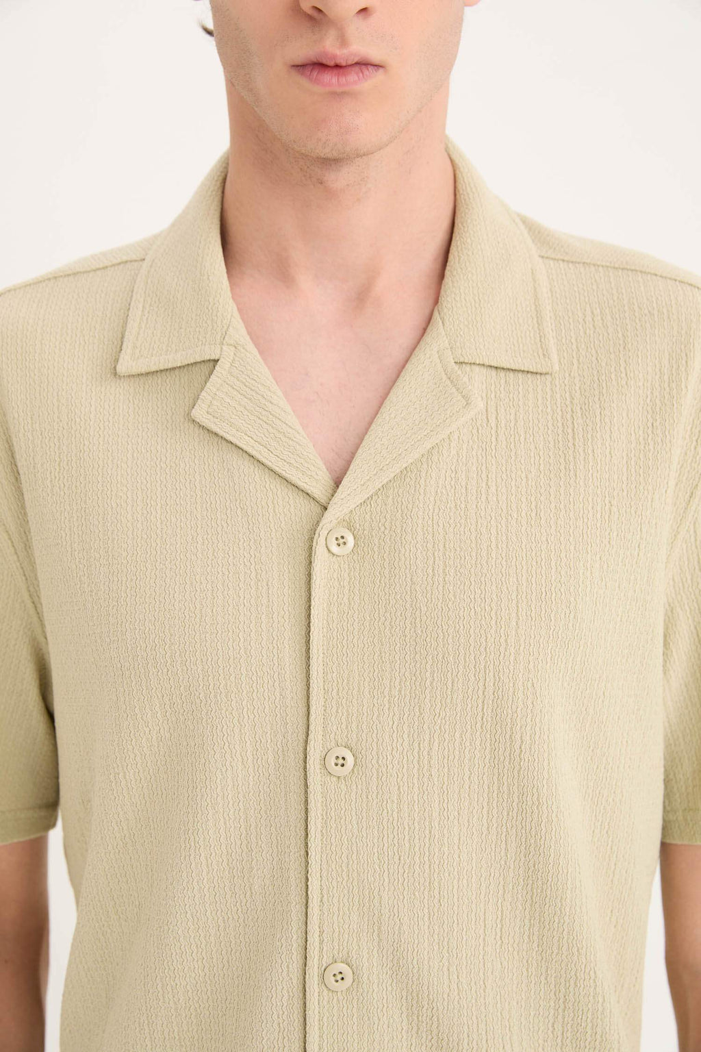 Modern Fit Polo Collar Textured Combed Cotton Short Sleeve Shirt