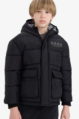 Boys Waterproof Hooded Back Printed Zippered Puffer Jacket
