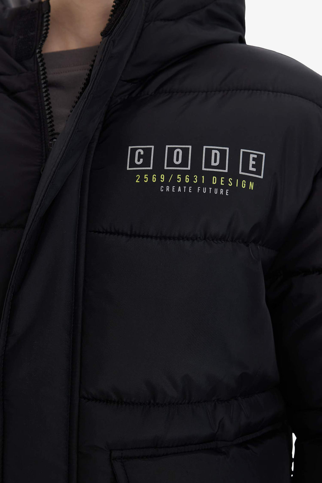 Boys Waterproof Hooded Back Printed Zippered Puffer Jacket