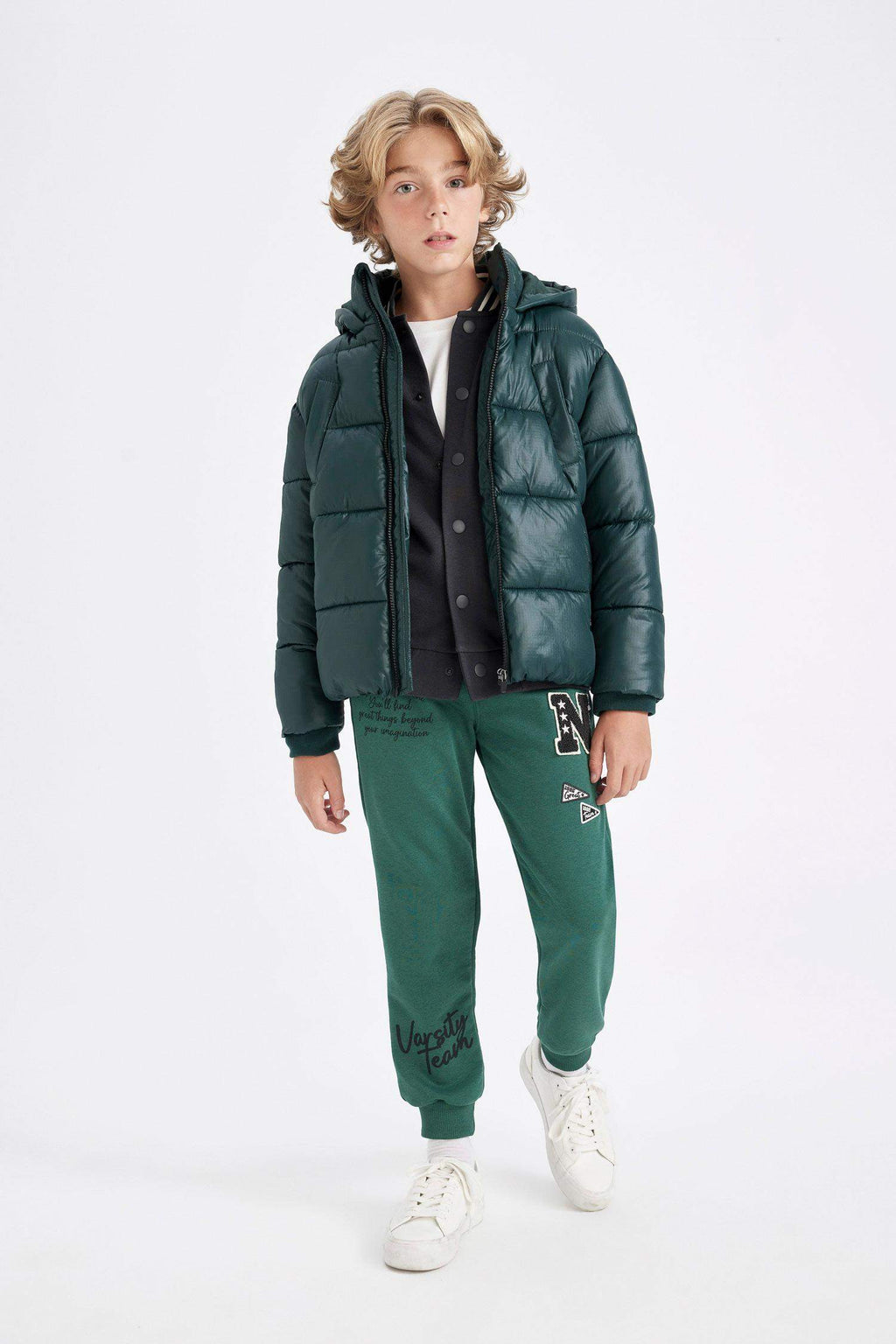 Boys Waterproof Hooded Zippered Pocket Puffer Jacket