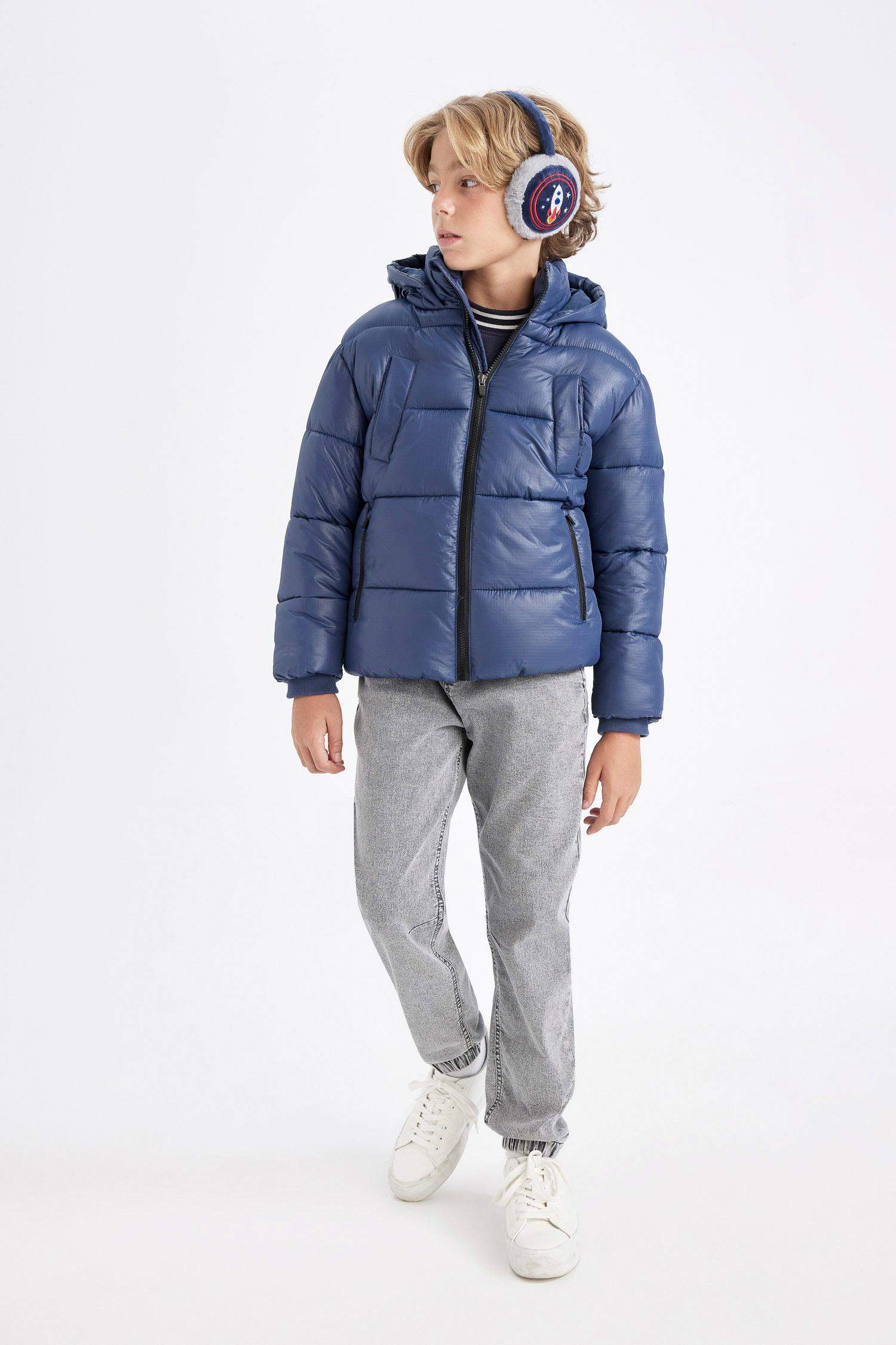 Boys Waterproof Hooded Zippered Pocket Puffer Jacket