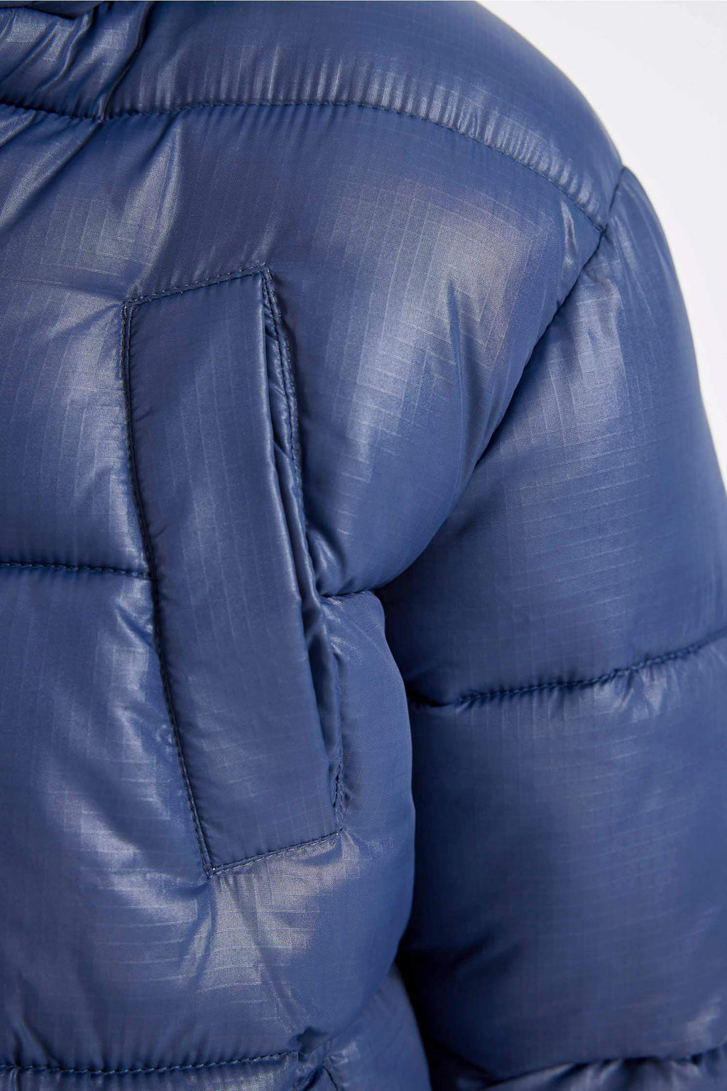 Boys Waterproof Hooded Zippered Pocket Puffer Jacket