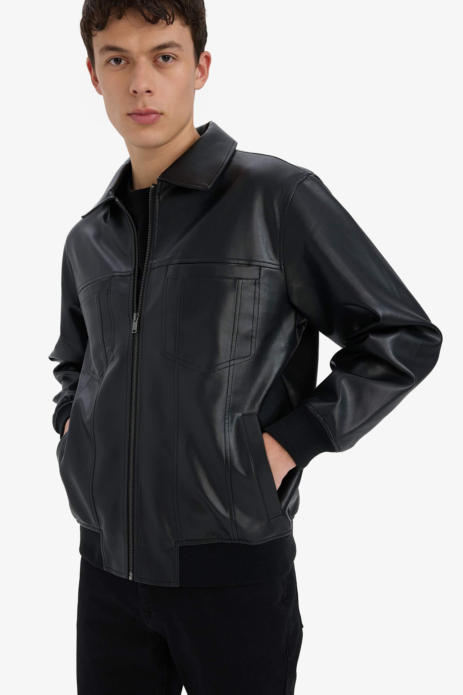 Water Repellent Regular Fit Shirt Collar Zippered Faux Leather Seasonal Jacket Coat with Inner Pocket