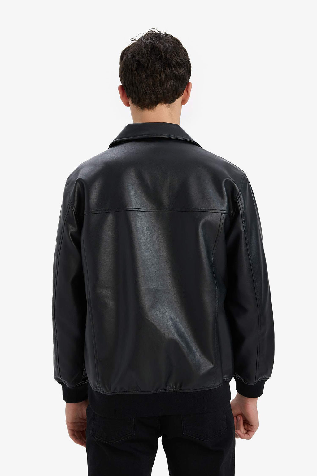 Water Repellent Regular Fit Shirt Collar Zippered Faux Leather Seasonal Jacket Coat with Inner Pocket