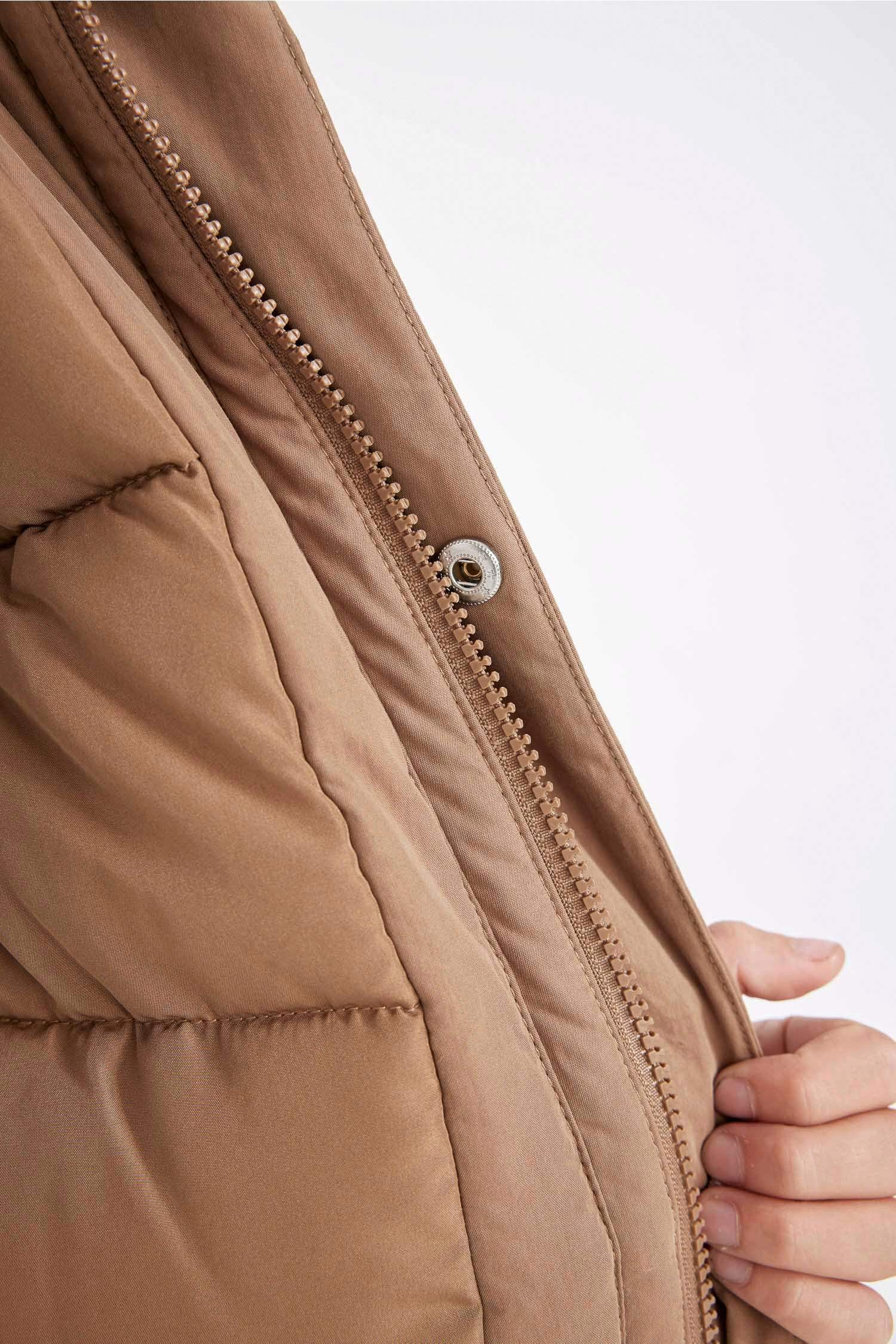 Boys Waterproof Stand-up Collar Zippered Pocket Coat