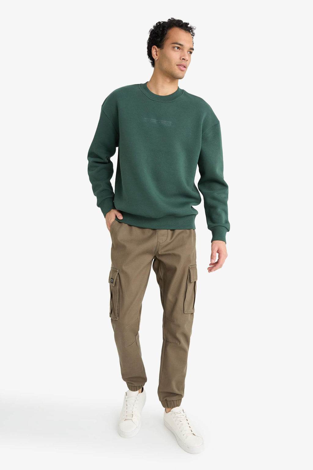 Regular Jogger With Cargo Pocket Trousers