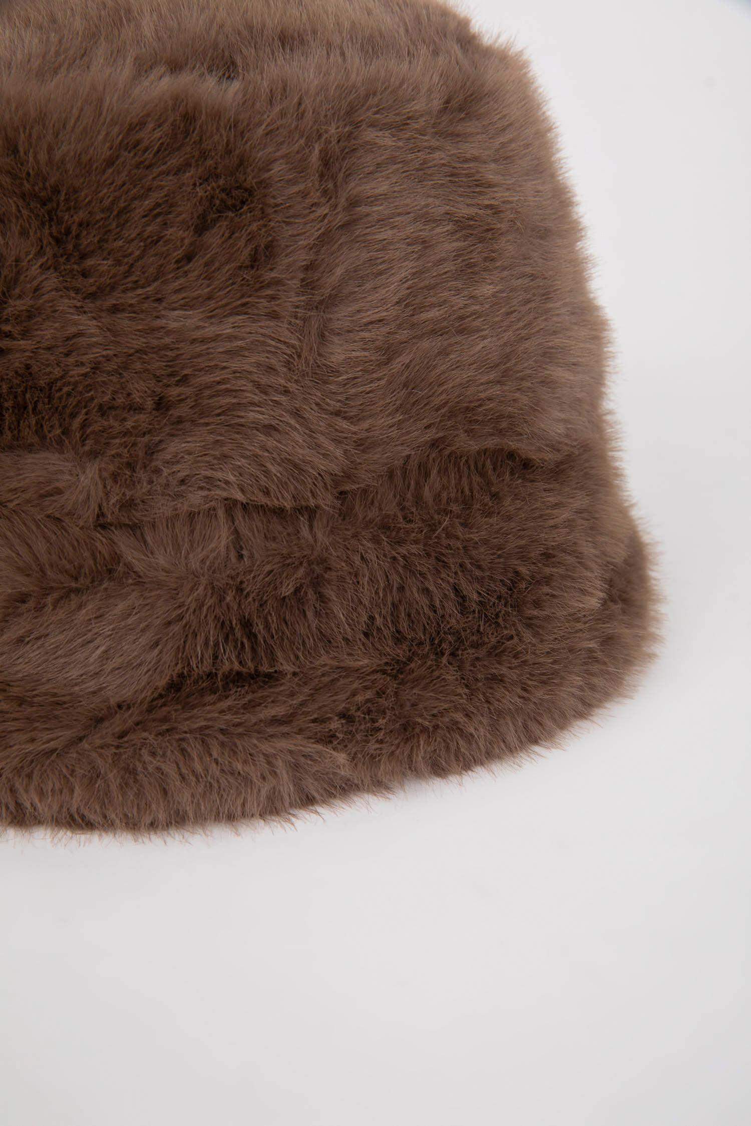 Women's Plush Bucket Hat