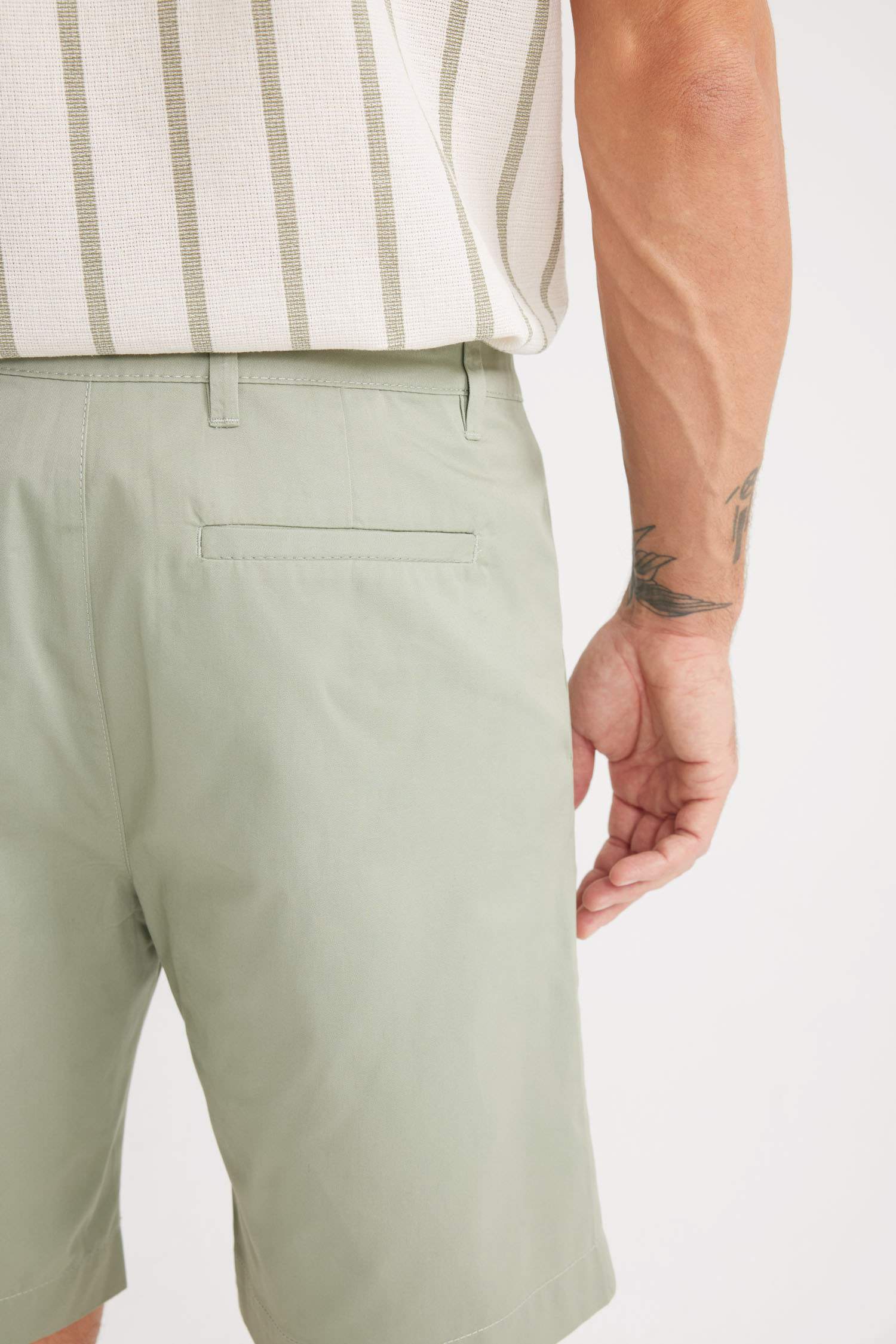 Regular Fit Gabardine Bermuda