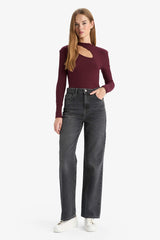 Slim Fit Narrow Cut Crew Neck Ribbed Long Sleeve T-Shirt