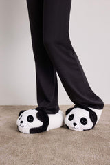 Woman Flat Leg Home Boots