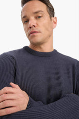 Standard Fit Crew Neck Knitwear Sweater