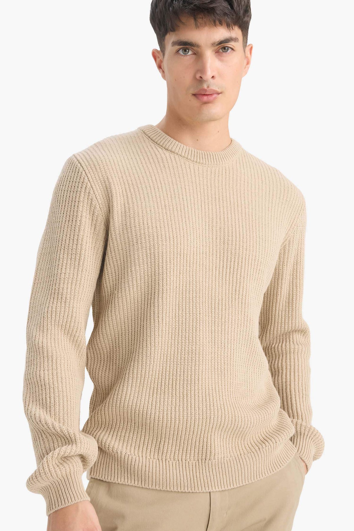 Standard Fit Crew Neck Knitwear Sweater