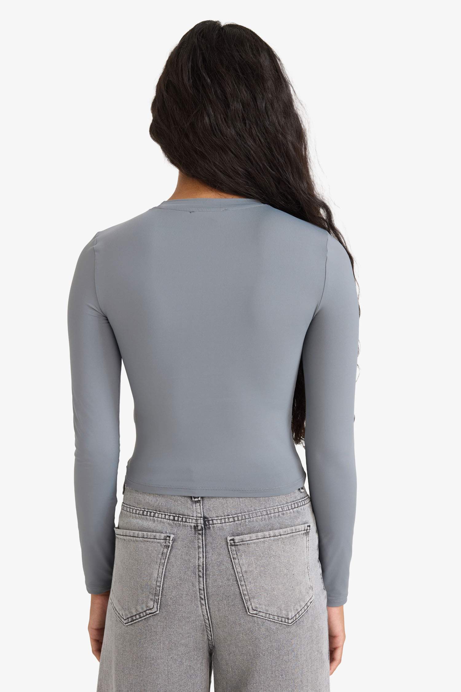 Fitted Crew Neck Long Sleeve T-Shirt