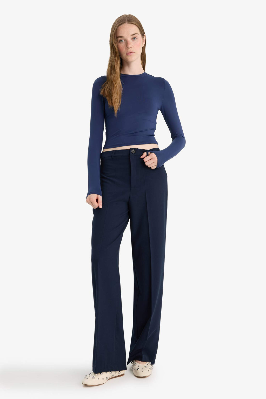 Fitted Crew Neck Long Sleeve T-Shirt