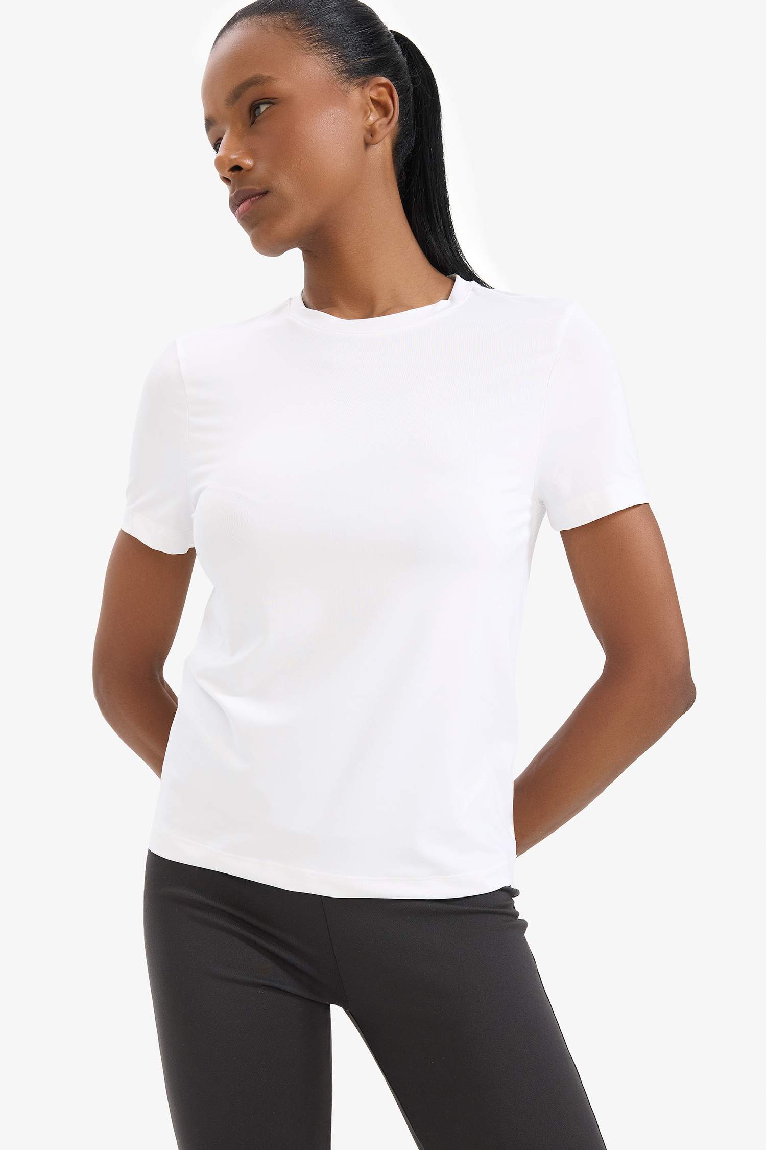 DeFactoFit Standard Fit Cycling Collar Athmando Basic Flat Short Sleeve T-shirt