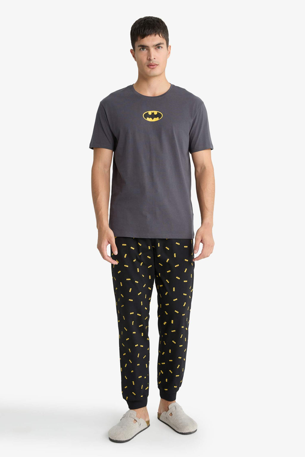 Batman Pajama Set Regular Fit Short Sleeve Top Long Bottom