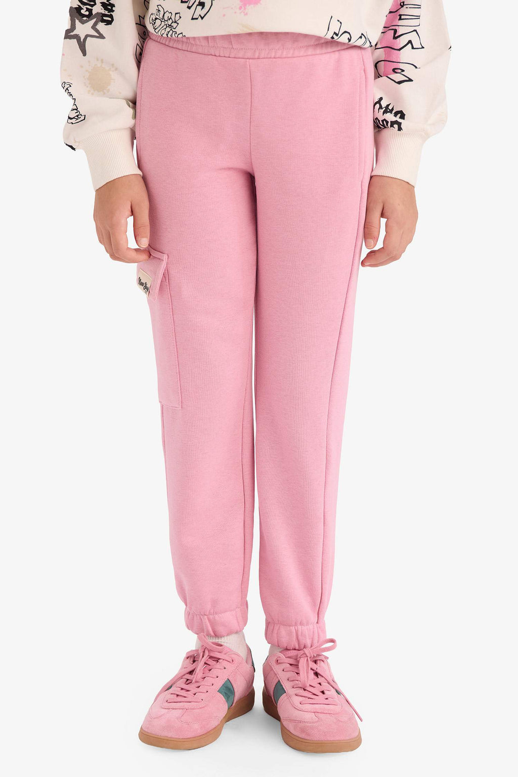 Girls Cargo Pocket Elastic Waist and Leg Jogger Sweatpants