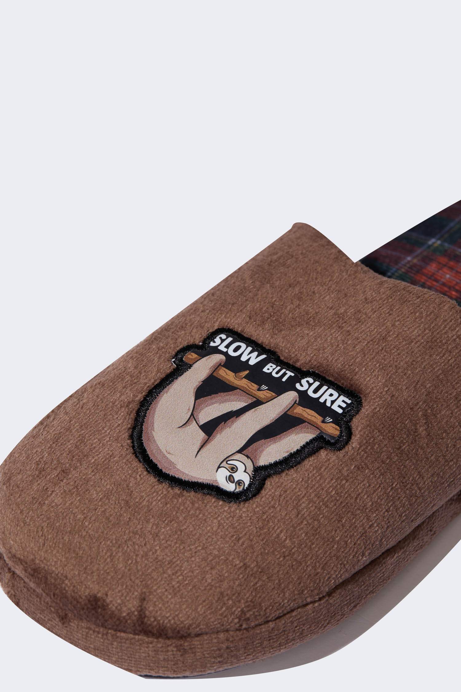 Men Flat Sole Slip On Slippers