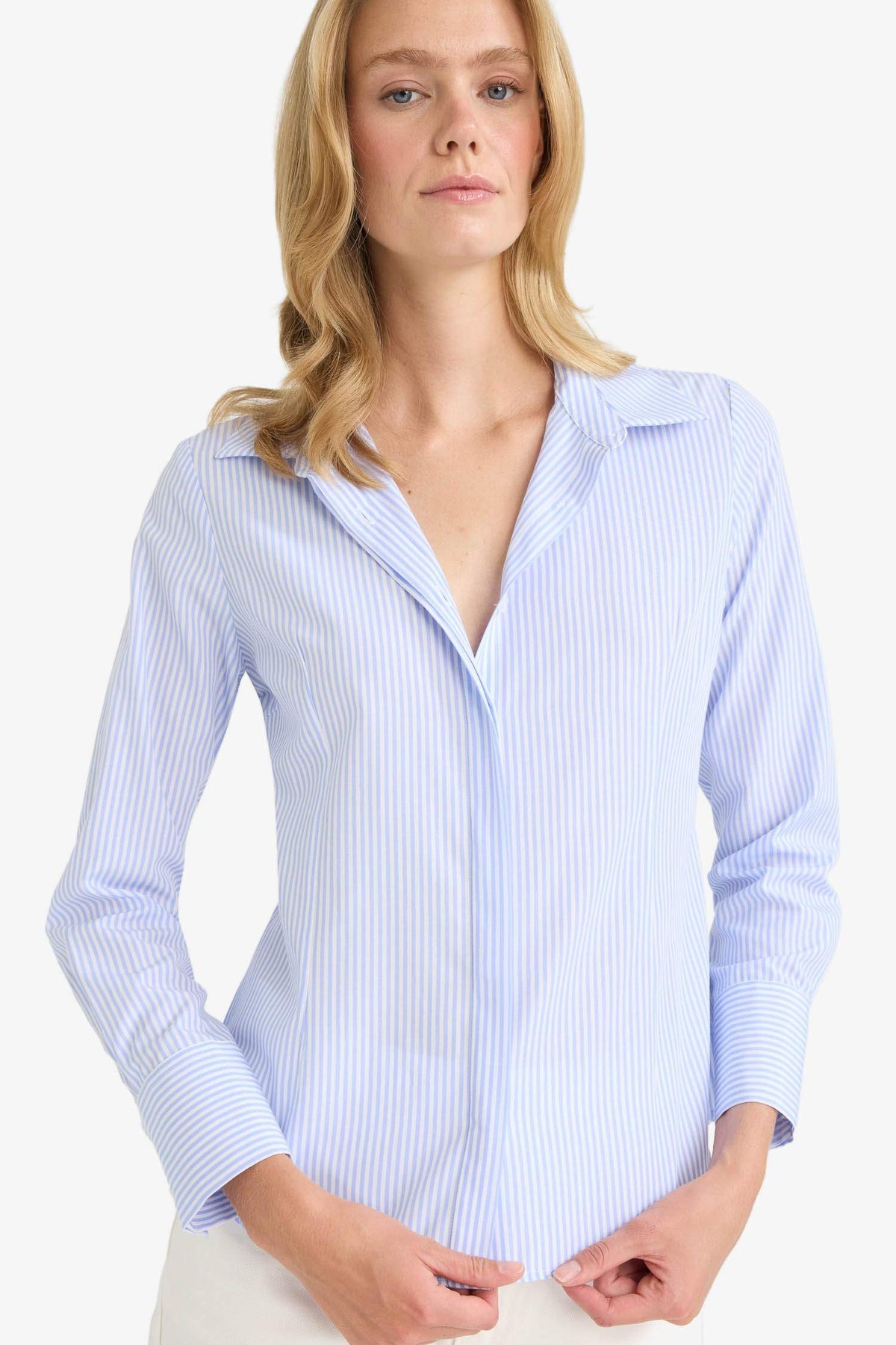 Fitted Striped Poplin Long Sleeve Shirt