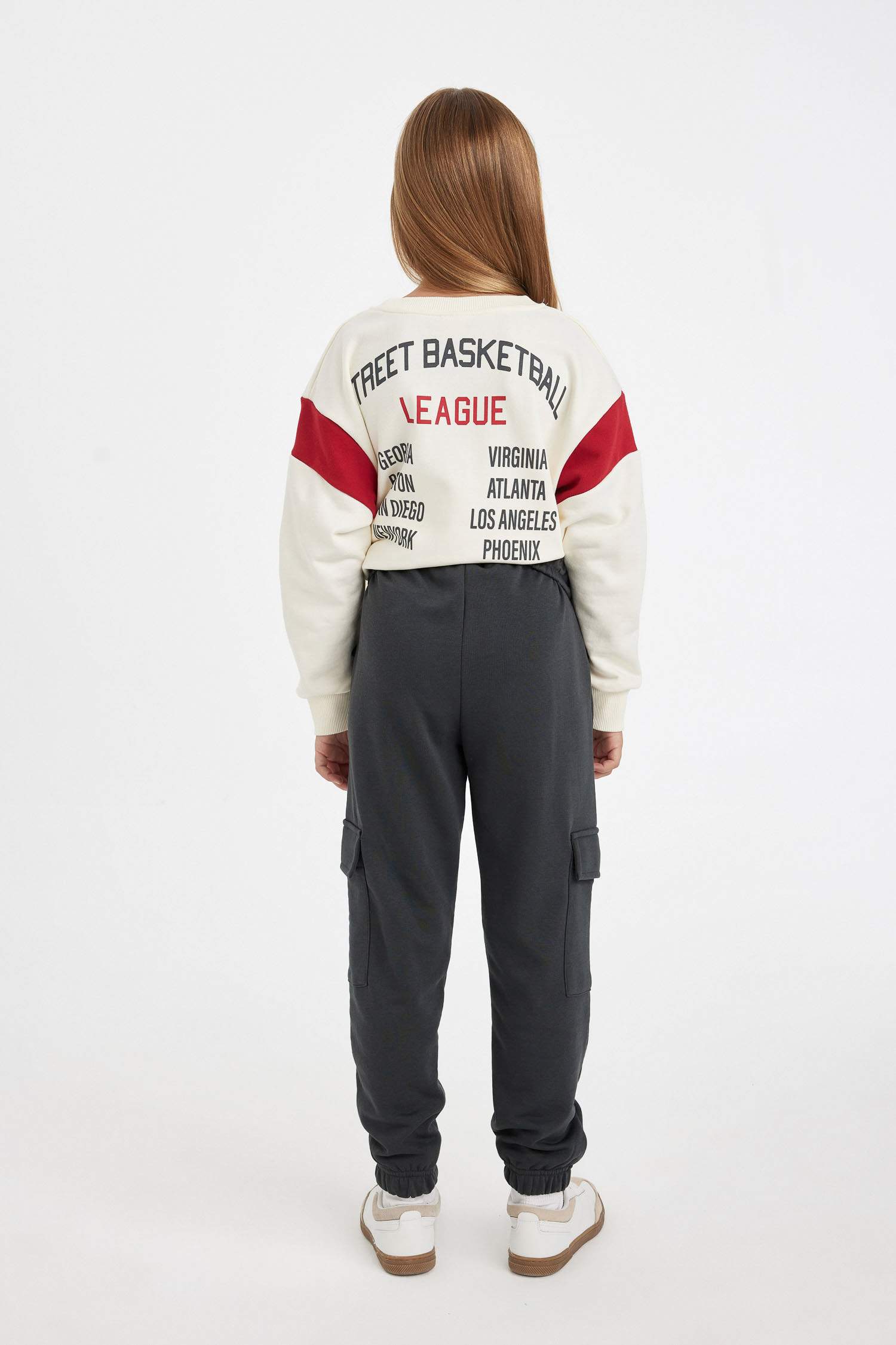 Girls Cargo Pocket Elastic Waist and Leg Jogger Sweatpants