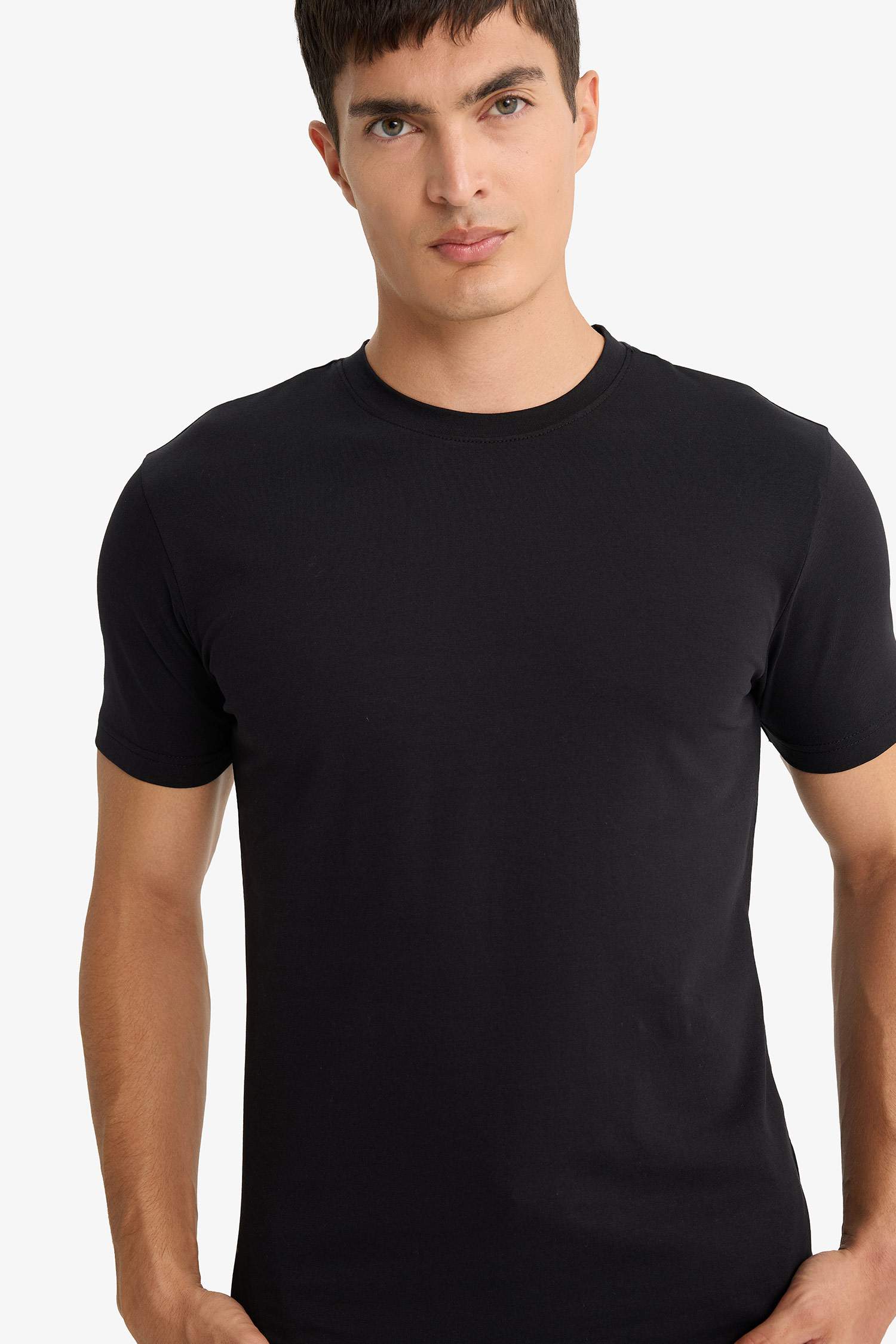 Slim Fit Slim Cut Crew Neck Top