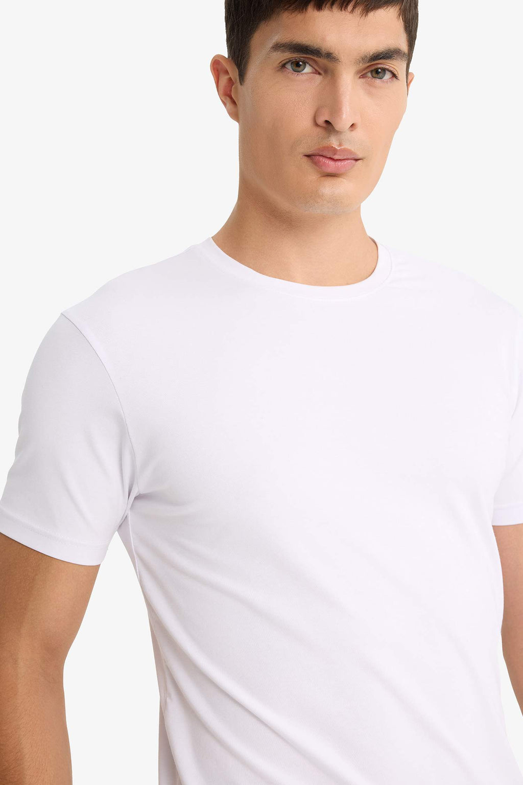 Slim Fit Slim Cut Crew Neck Top