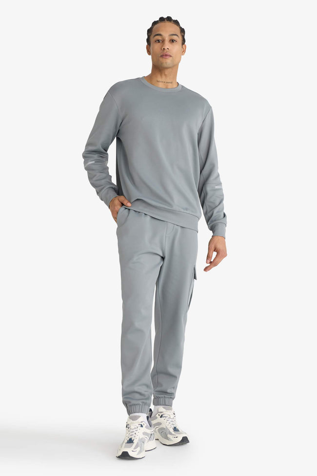 Standard Fit Three-Pocket Athletic Jogger Sweatpants Main Image