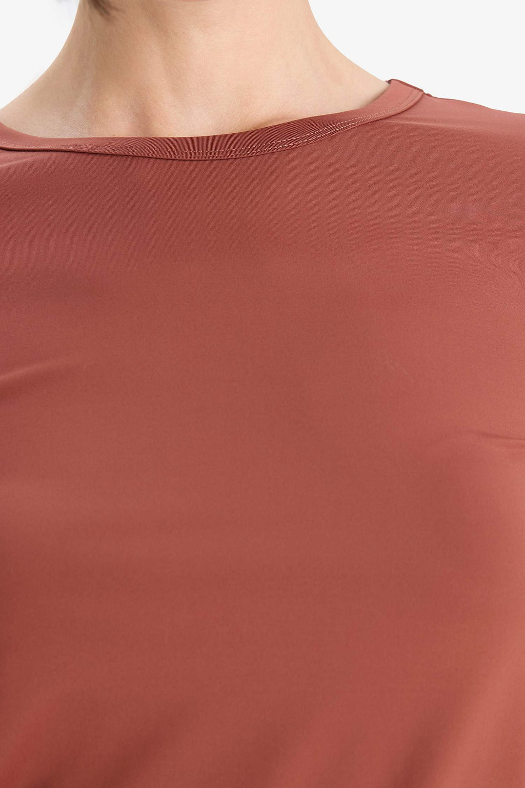 Slim Fit Slim Cut Crew Neck Basic Plain Long Sleeve T-Shirt