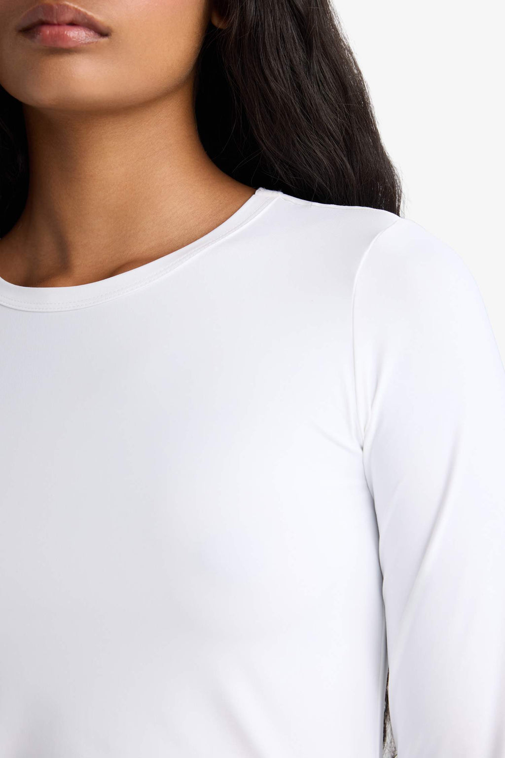 Slim Fit Slim Cut Crew Neck Basic Plain Long Sleeve T-Shirt