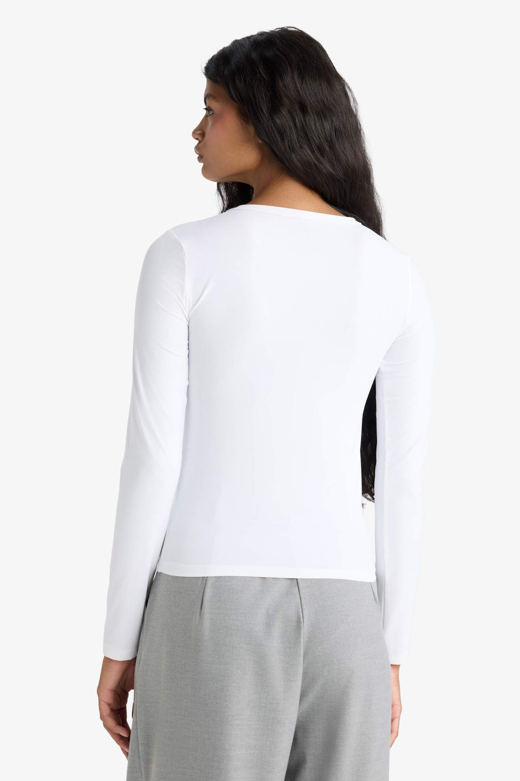 Slim Fit Slim Cut Crew Neck Basic Plain Long Sleeve T-Shirt