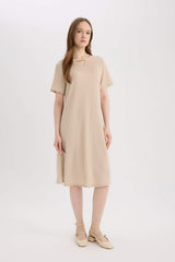 Regular Fit Open Neck Basic Plain Crepe Short Sleeve Midi Summer Dress