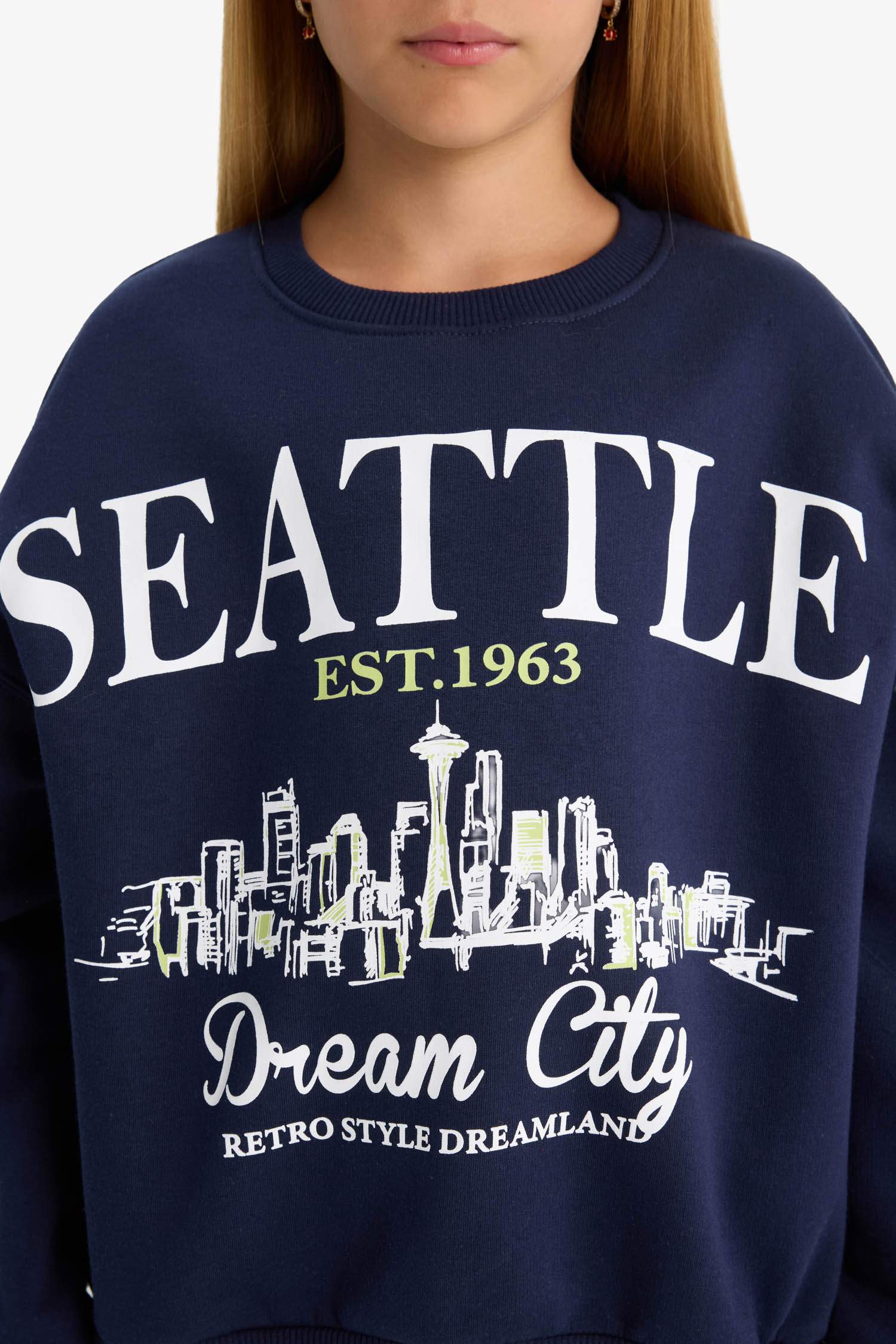 Girls Relax Fit Crew Neck Printed Sweatshirt