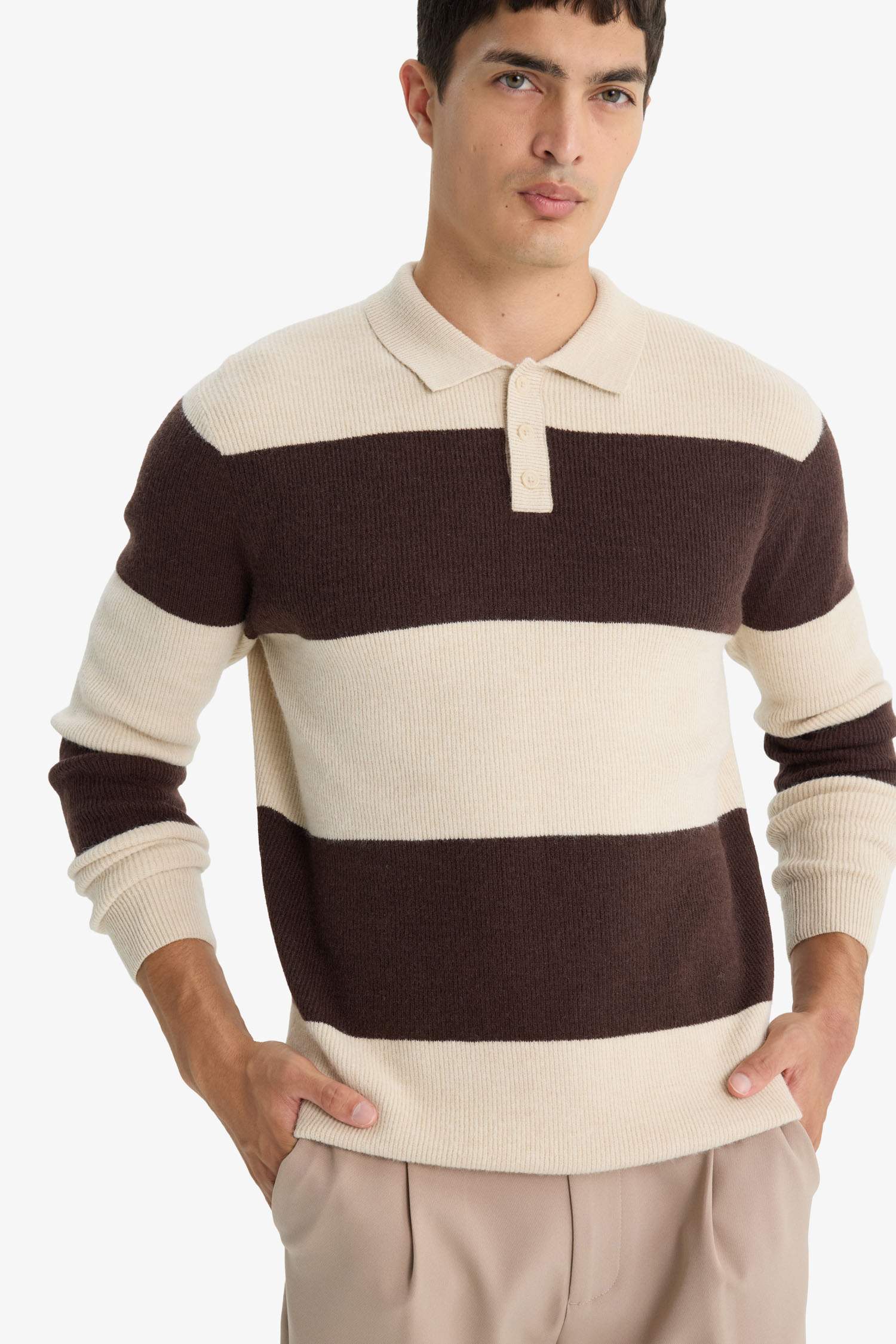 Standard Fit Polo Collar Knitwear Pullover