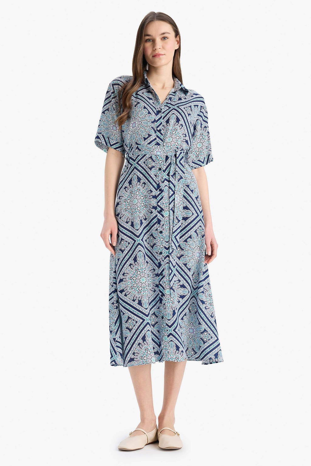 A Cut Shirt Collar Patterned Lace-Up Short Sleeve Midi Dress