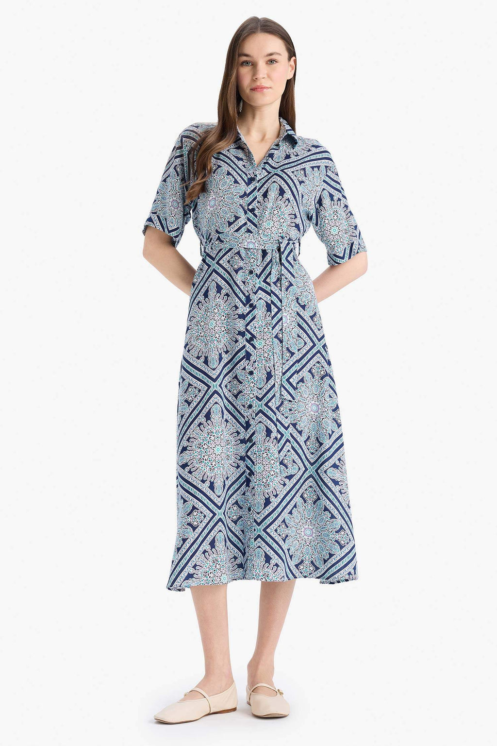 A Cut Shirt Collar Patterned Lace-Up Short Sleeve Midi Dress