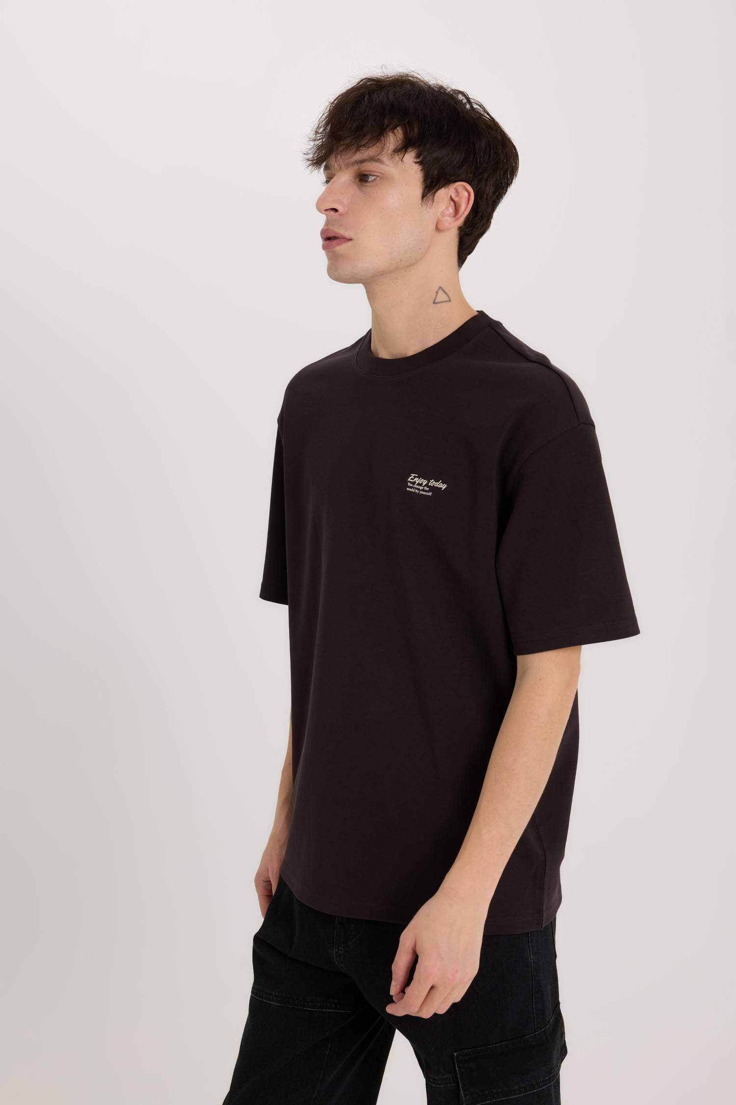 Boxy Fit Crew Neck Non-Ironing Breathable Printed Short Sleeve Heavy Fabric T-Shirt