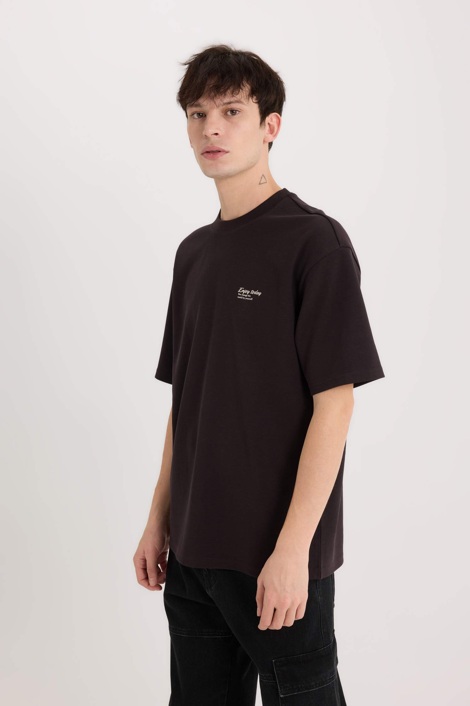 Boxy Fit Crew Neck Non-Ironing Breathable Printed Short Sleeve Heavy Fabric T-Shirt