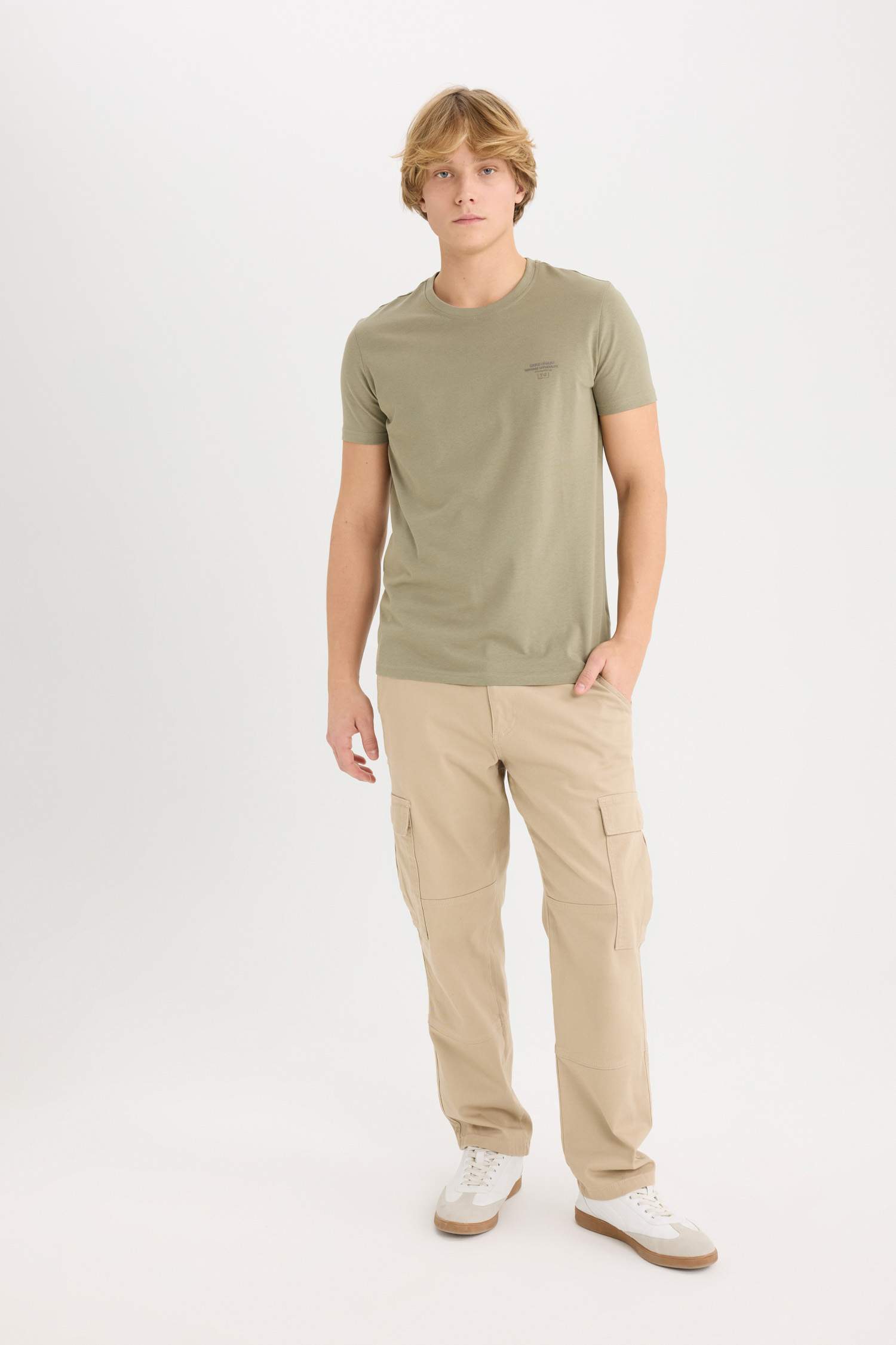 Slim Fit Crew Neck Printed Short Sleeve T-Shirt