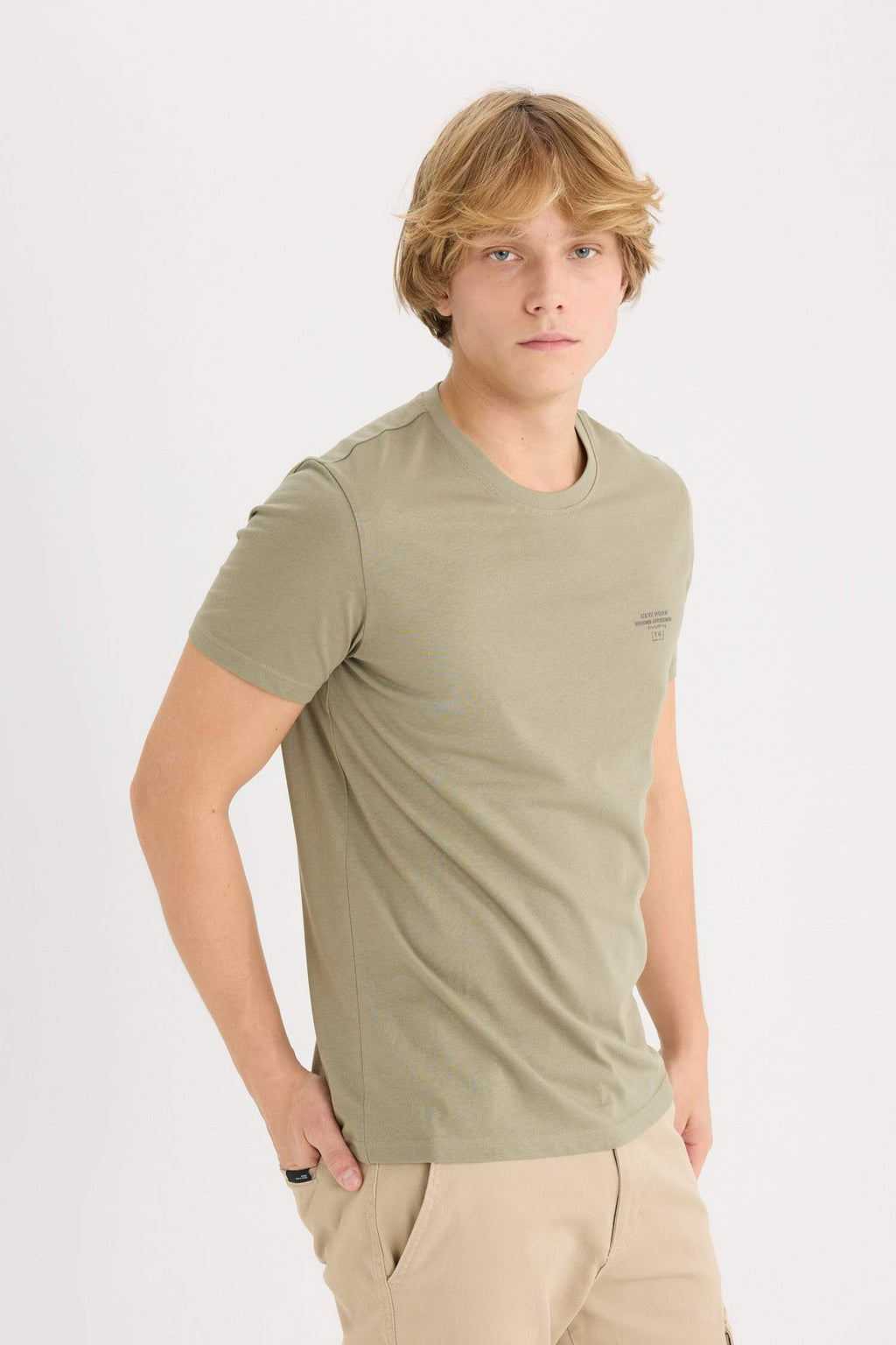 Slim Fit Crew Neck Printed Short Sleeve T-Shirt