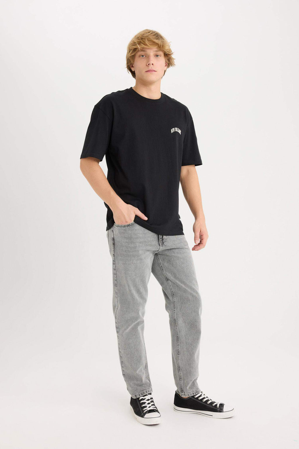 Boxy Fit Crew Neck Printed T-Shirt