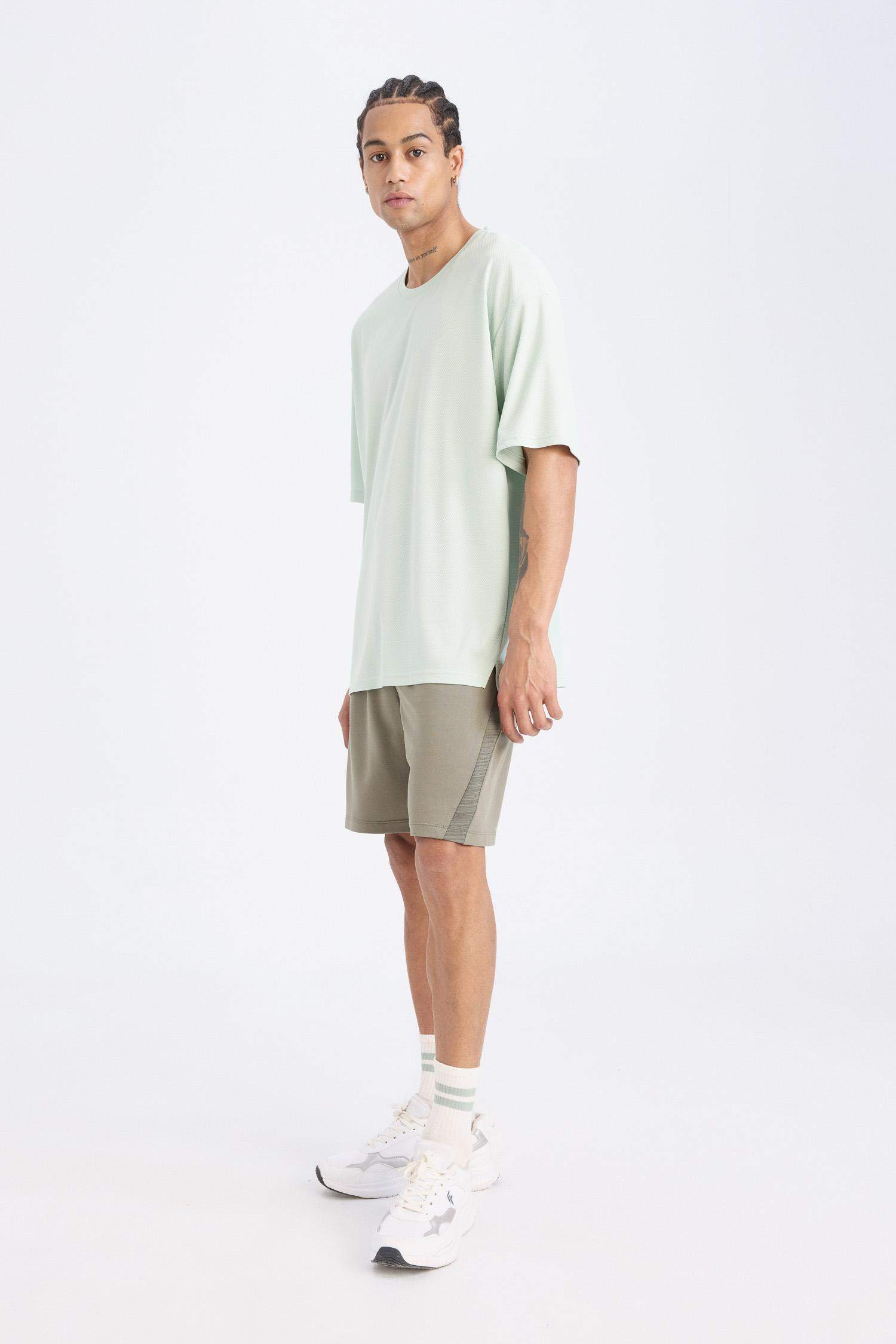 DeFactoFit Standard Fit Sports Shorts